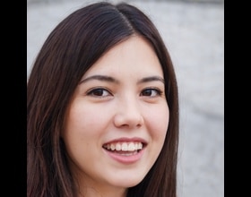 Aisha, 28 years old